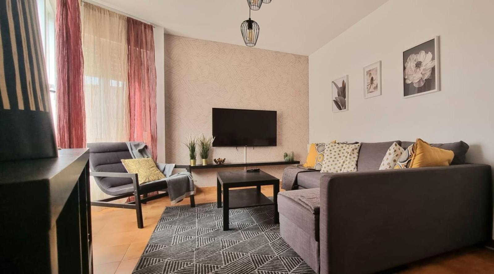 וילאנואבה דה ארוסה Apartamentos Ad מראה חיצוני תמונה